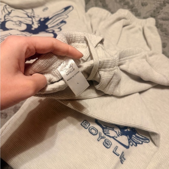 Boys Lie Cream and Blue Crewneck Sweater - Picture 4 of 6